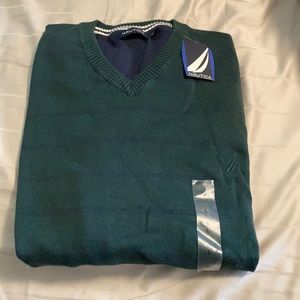 Men’s Nautica vneck sweater